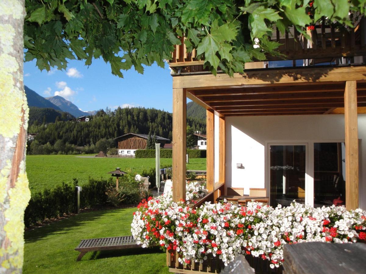 Ferienwohnungen Vier Jahreszeiten Langenfeld Exterior photo